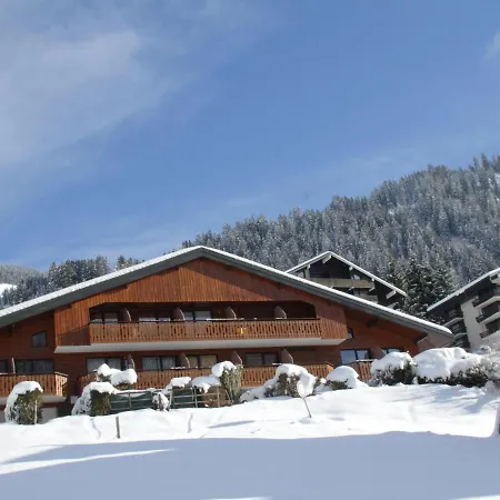 Studio Chatel, 1 Piece, 4 Personnes - Fr-1-200-172 Apartment